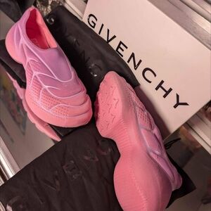 Givenchy Women's Vibrant Pink Sneakers